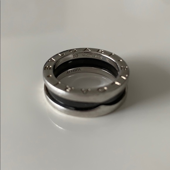 Bulgari Ring - Picture 3 of 8